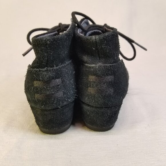 Toms Boots Youth 12 Girls Kala Desert Wedge Ankle Bootie Black Suede - Picture 4 of 8